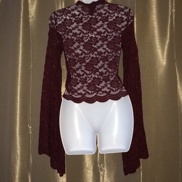 Crocheted lace long sleeve sheer top - Picture 6 of 8